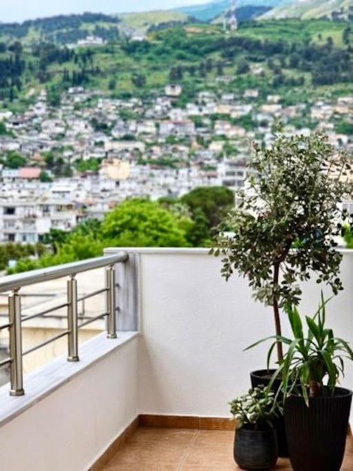 Novi'S Luxury Apartment 2 Gjirokastër Exteriér fotografie